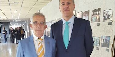 Imagen noticia |ey~oversario...