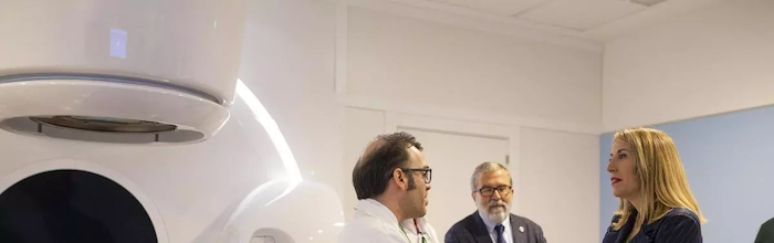 Imagen de la noticia El segundo acelerador lineal de Cáceres dará cobertura a medio millar de pacientes de cáncer al año