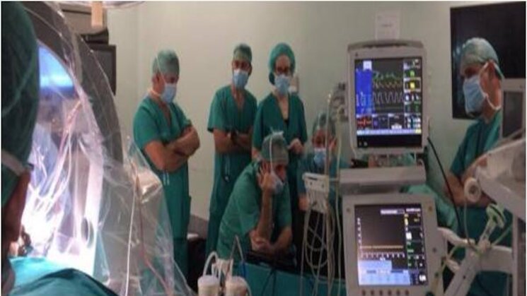 primer implante en Extremadura de un estimulador cerebral neurociruga Cceres primer implante en Extremadura de un estimulador cerebral neurociruga Cceres