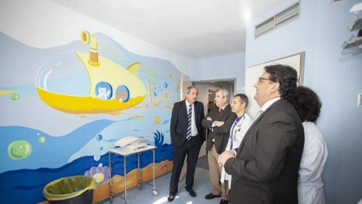 Vergeles visit ayer la nueva planta de Pediatra del San Pedro J REY Vergeles visit ayer la nueva planta de Pediatra del San Pedro J REY