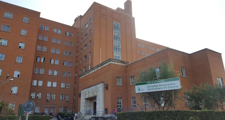 El SES y la Uex coordinan ya el inicio de curso en el Complejo Hospitalario Universitario de Cceres