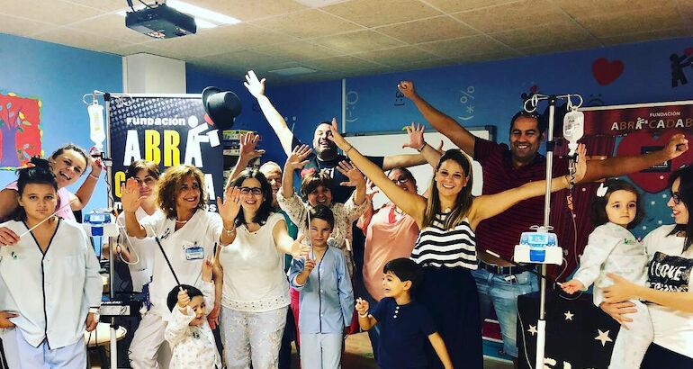 La Fundacin ABRACADABRA  y  Peditara del Hospital San Pedro de Alcntara en Espacio Mgico
