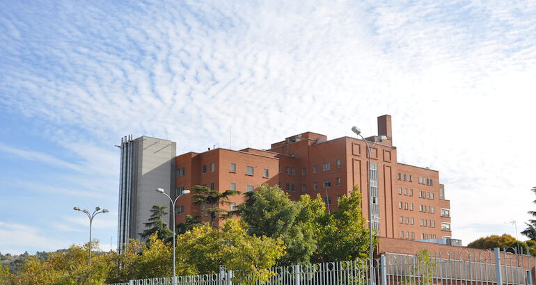 Cceres suma avances en ciruga plstica la lucha contra el cncer y patologas raras