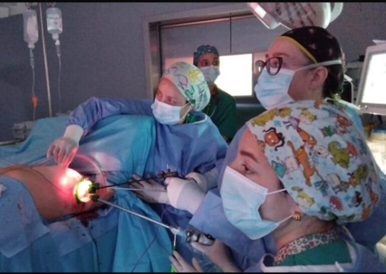 El Hospital Universitario de Cceres incorpora una tcnica avanzada de mastectoma endoscpica para el tratamiento del cncer de mama